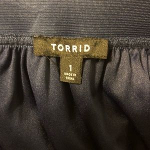 💙TORRID tule navy skirt 💙